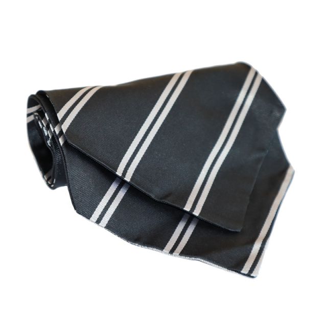 Old Harrovian Cravat